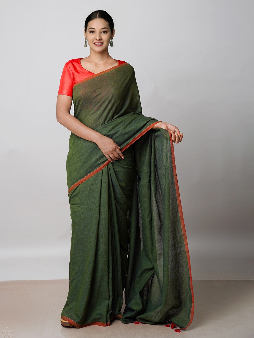 

Unnati Silks Pure Linen Jamdani Saree, Green