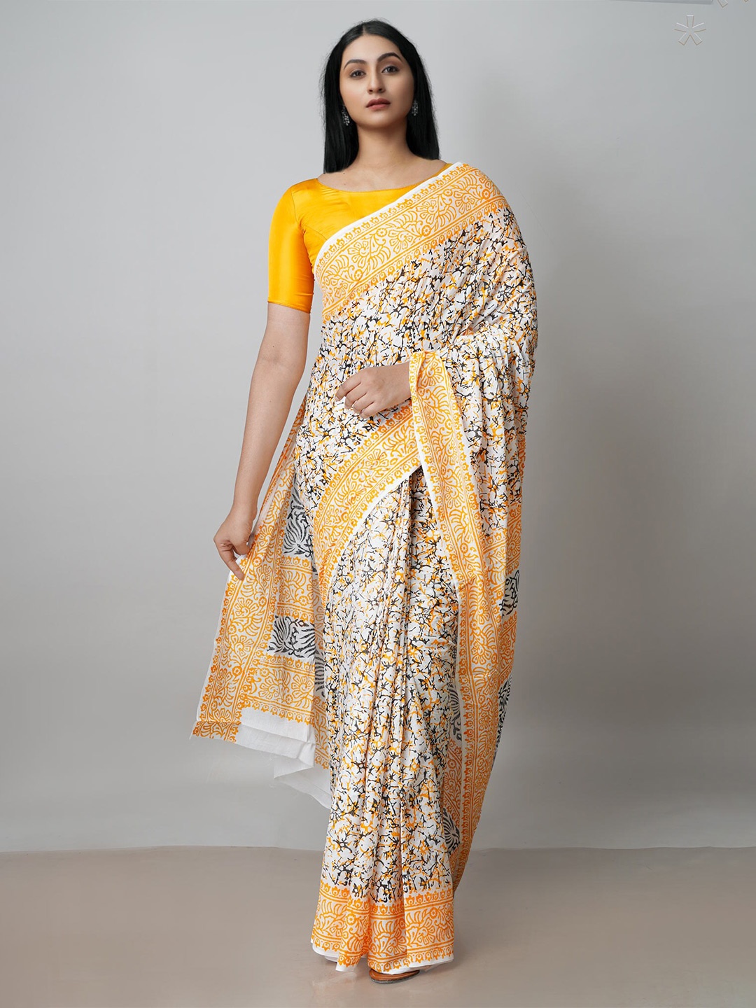 

Unnati Silks Ethnic Motifs Printed Pure Cotton Block Print Saree, White