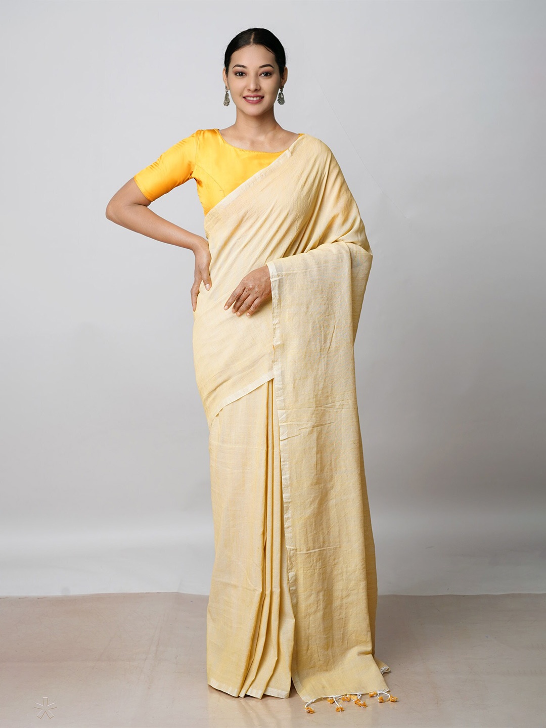 

Unnati Silks Pure Linen Jamdani Saree, Cream