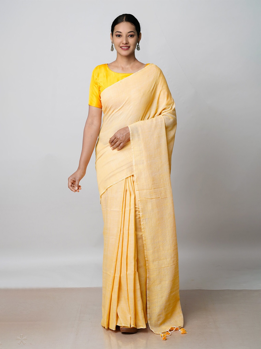 

Unnati Silks Pure Linen Jamdani Saree, Cream
