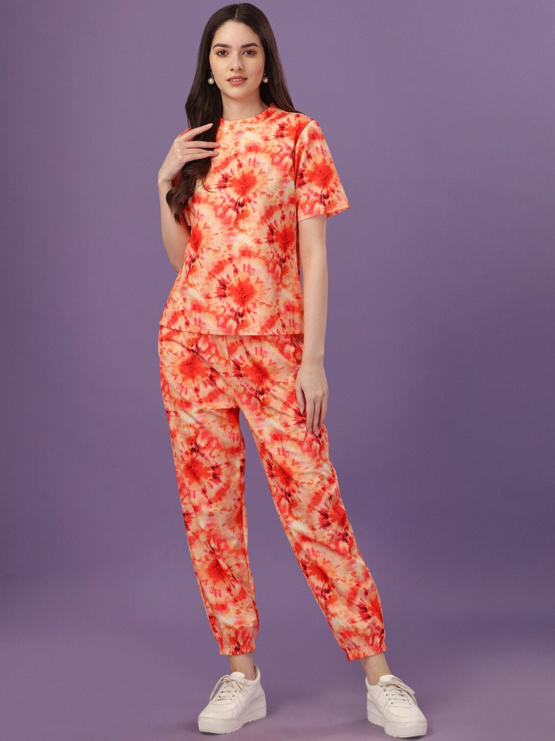 

Paramparik Textile Tie & Dye T-shirt & Joggers, Orange