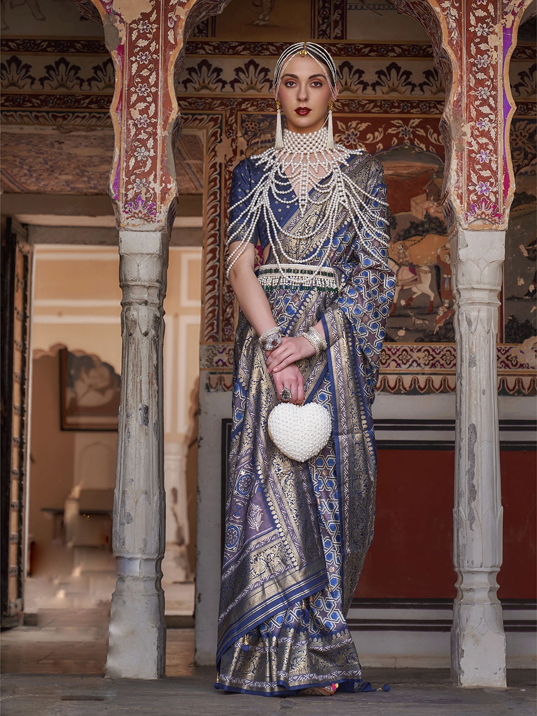 

Mitera Navy Blue & Gold-Toned Geometric Printed Zari Patola Saree