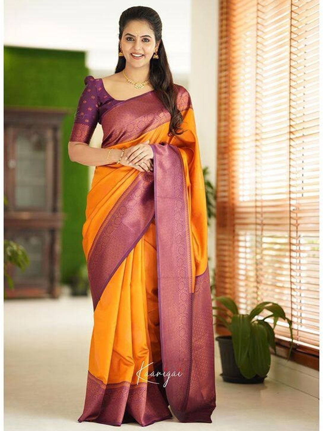 

MAGMINA Ethnic Motifs Woven Design Zari Pure Silk Banarasi Saree, Yellow