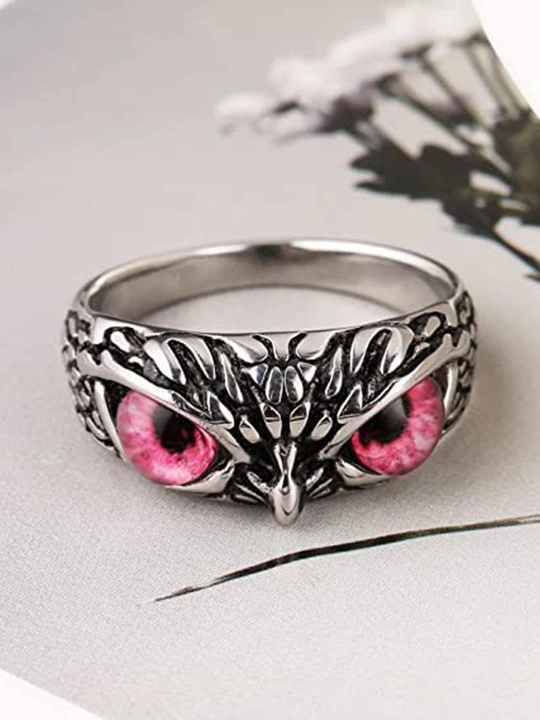 

KRYSTALZ Men Silver-Plated Stone-Studded Owl Eye-Shaped Finger Ring