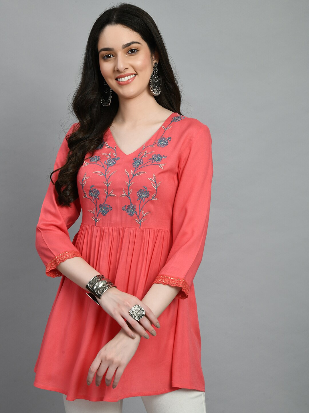 

MEESAN Floral Embroidered V-Neck Gathered Tunic, Peach