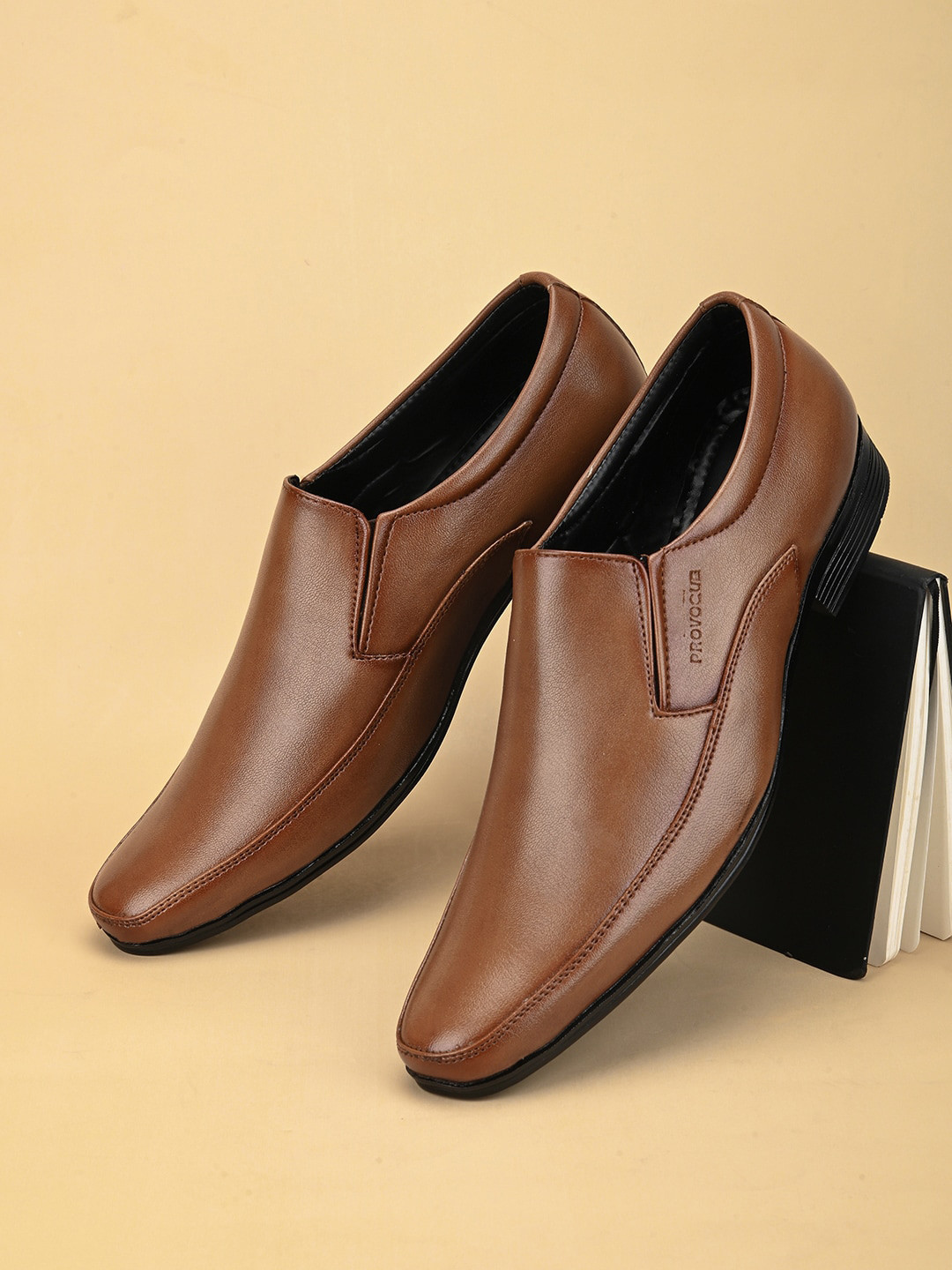 

Provogue Men Round Toe Formal Slip-On Shoes, Tan