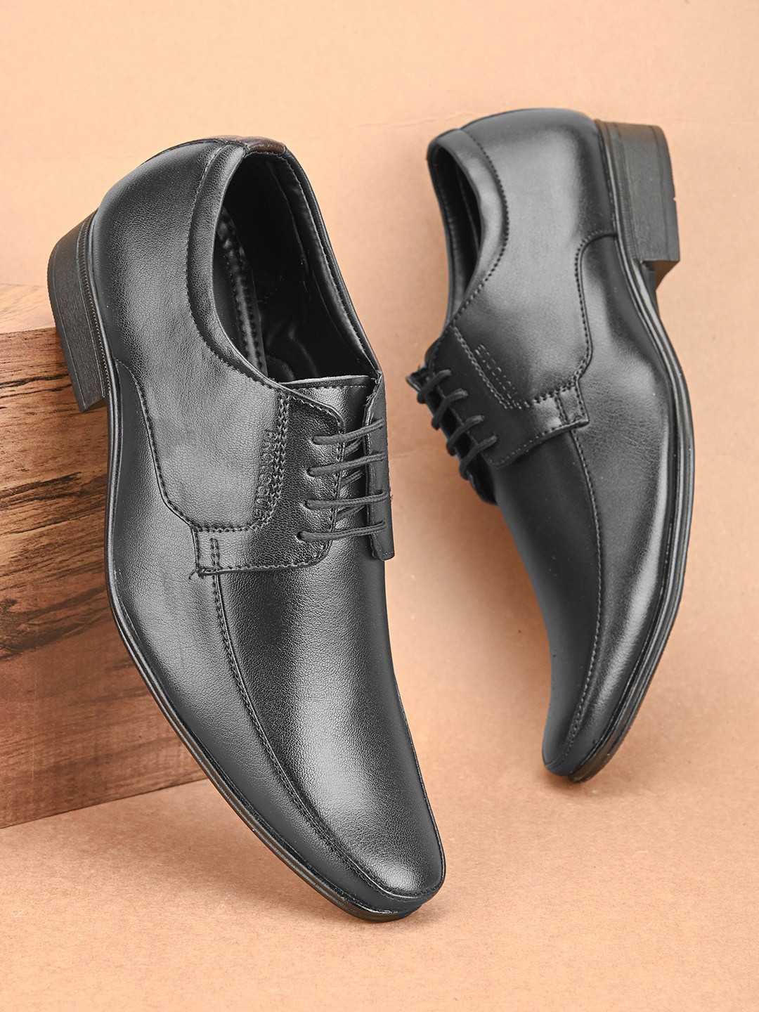 

Provogue Men Round Toe Formal Derbys, Black