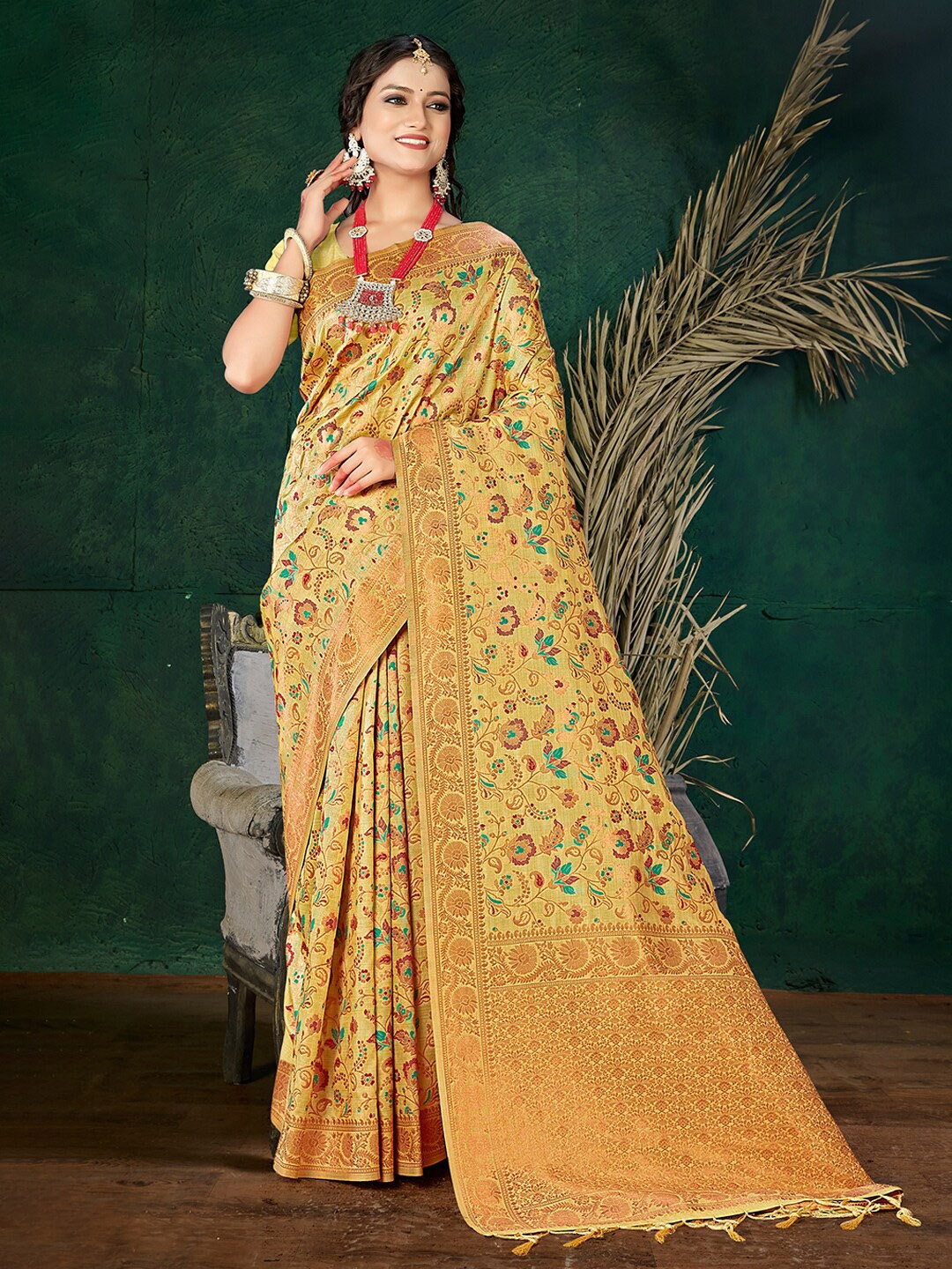 

Mitera Woven Design Saree, Yellow