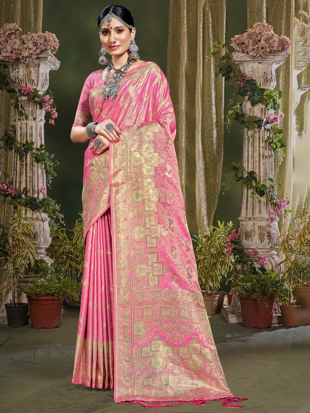 

Mitera Woven Design Zari Banarasi Saree, Pink