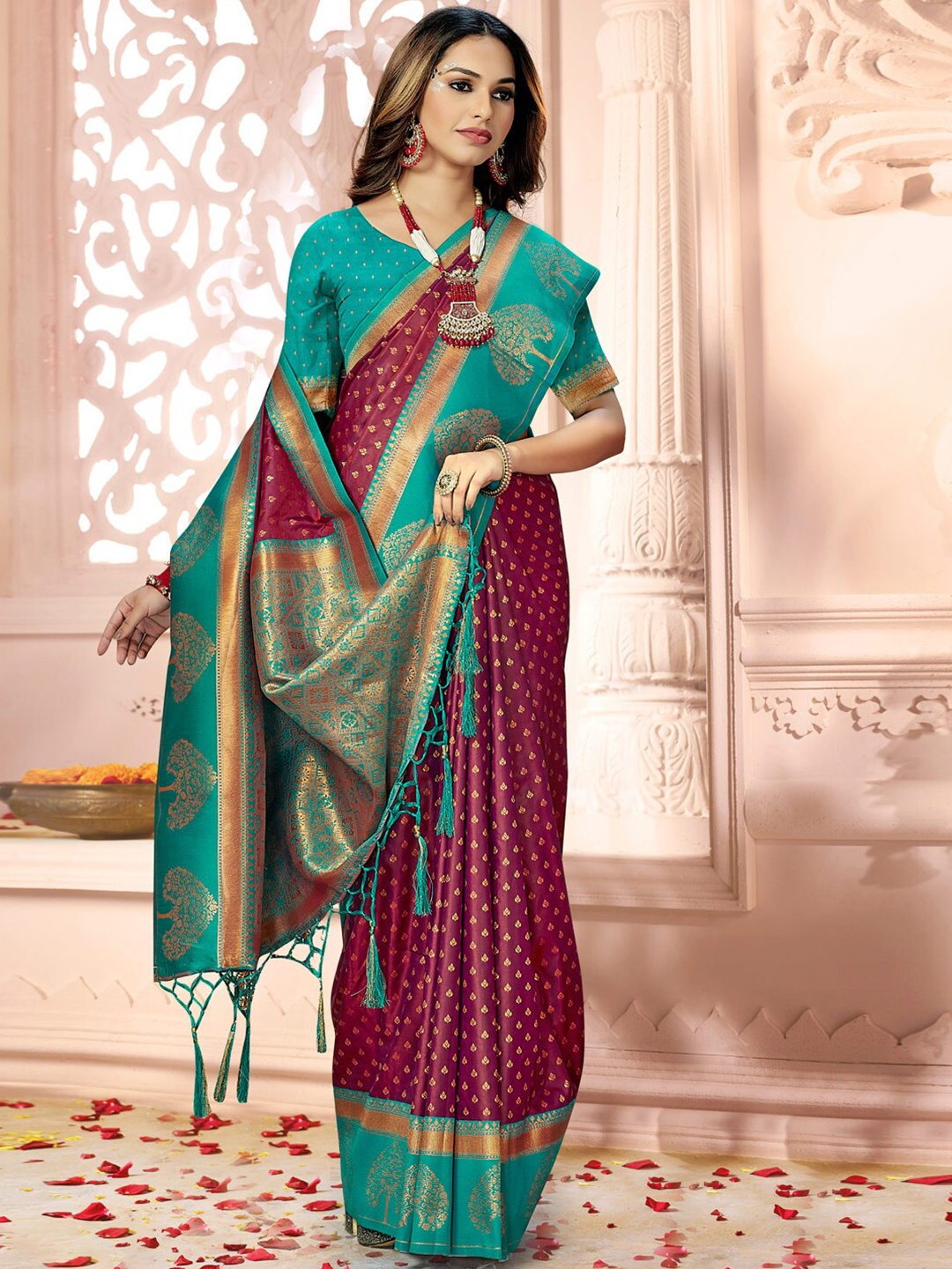 

Mitera Woven Design Zari Saree, Purple