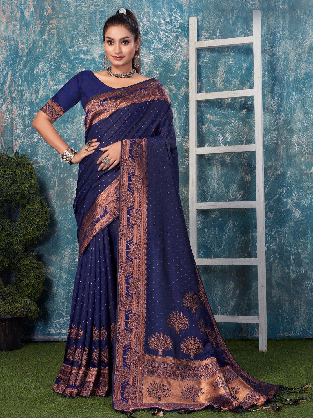 

Mitera Woven Design Zari Banarasi Saree, Blue