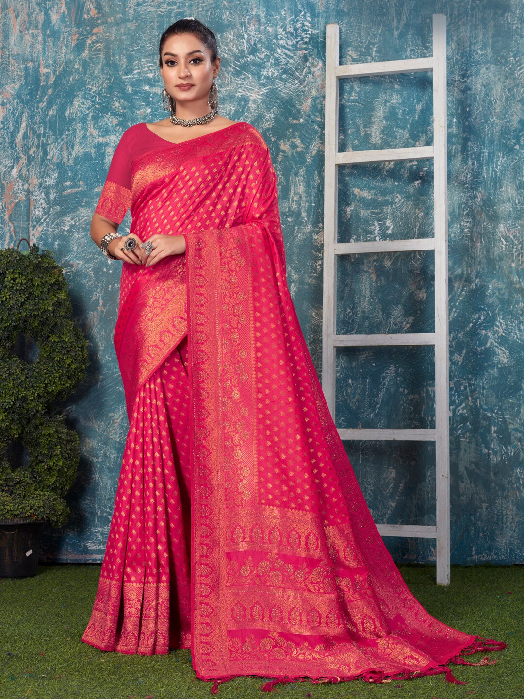

Mitera Woven Design Zari Banarasi Saree, Pink