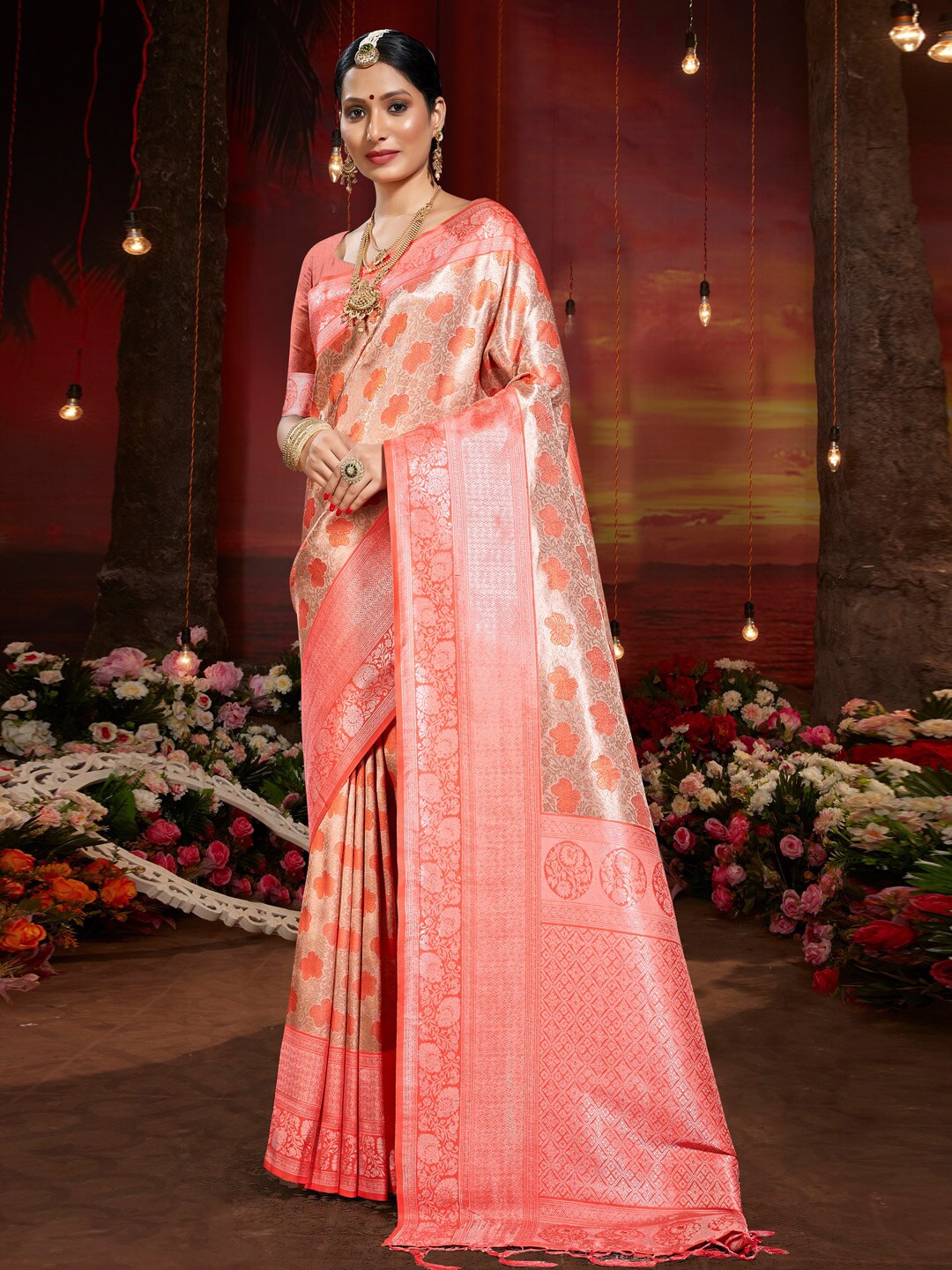 

Mitera Woven Design Zari Saree, Peach