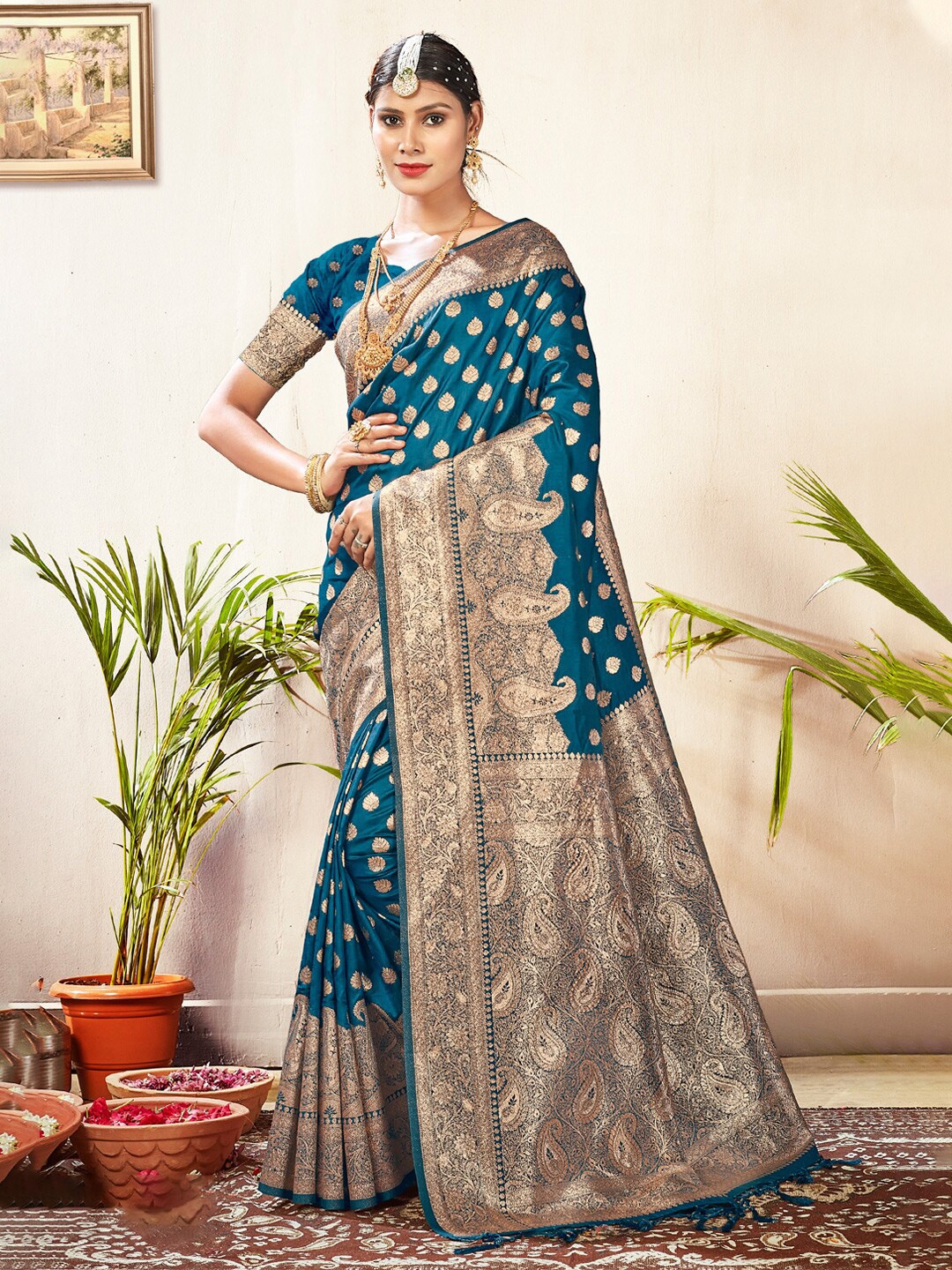 

Mitera Blue & Gold-Toned Woven Design Zari Silk Blend Saree