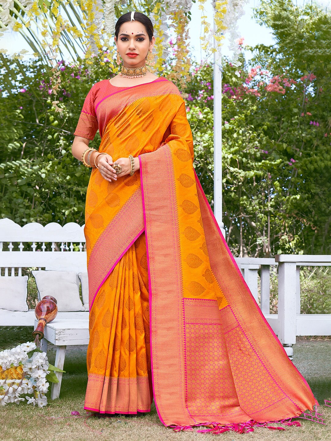 

Mitera Woven Design Zari Saree, Yellow