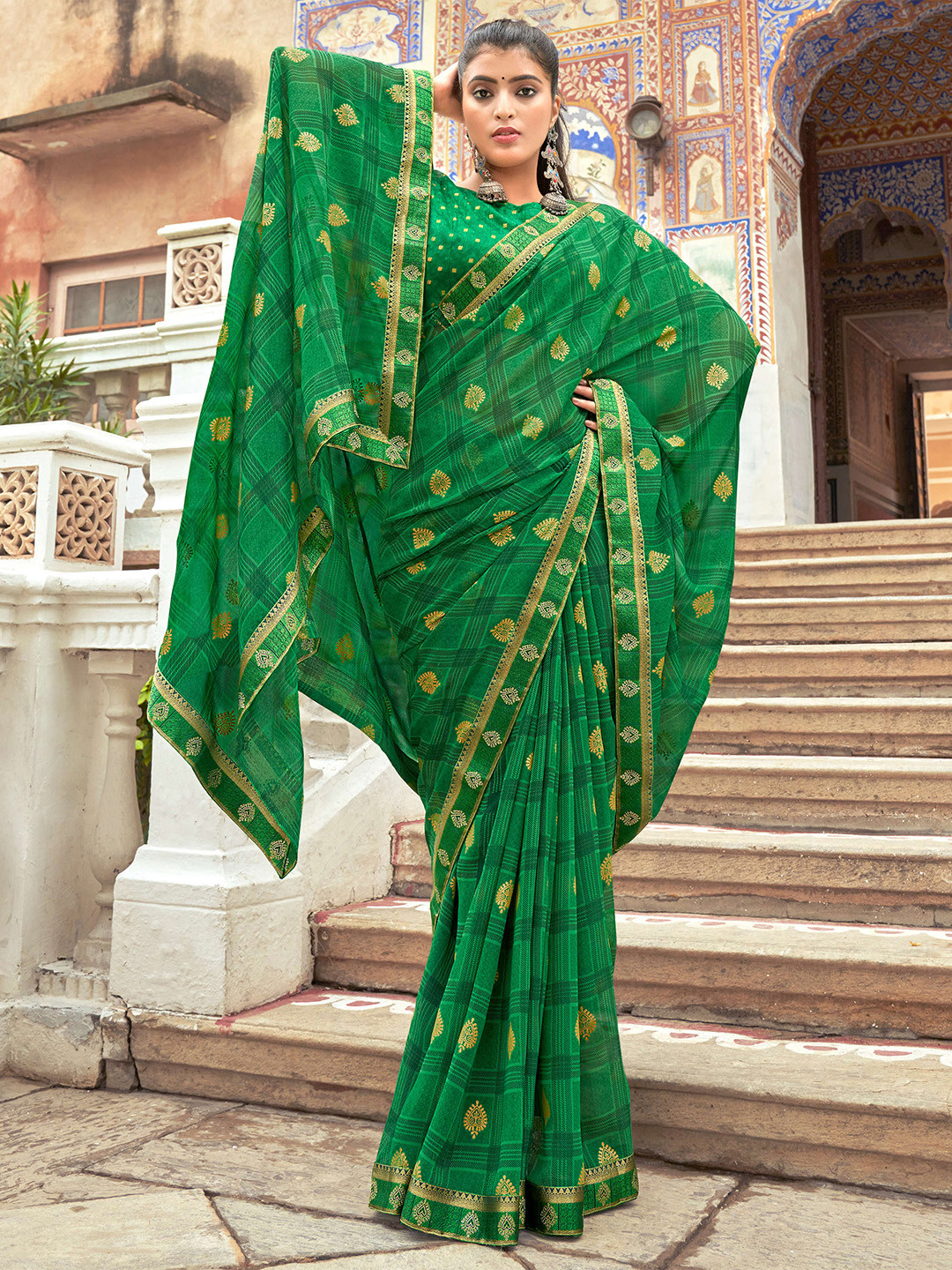 

Mitera Green & Gold-Toned Ethnic Motifs Printed Pure Georgette Saree