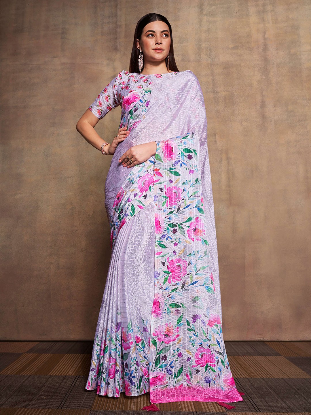 

Mitera Purple & Green Floral Printed Pure Silk Saree