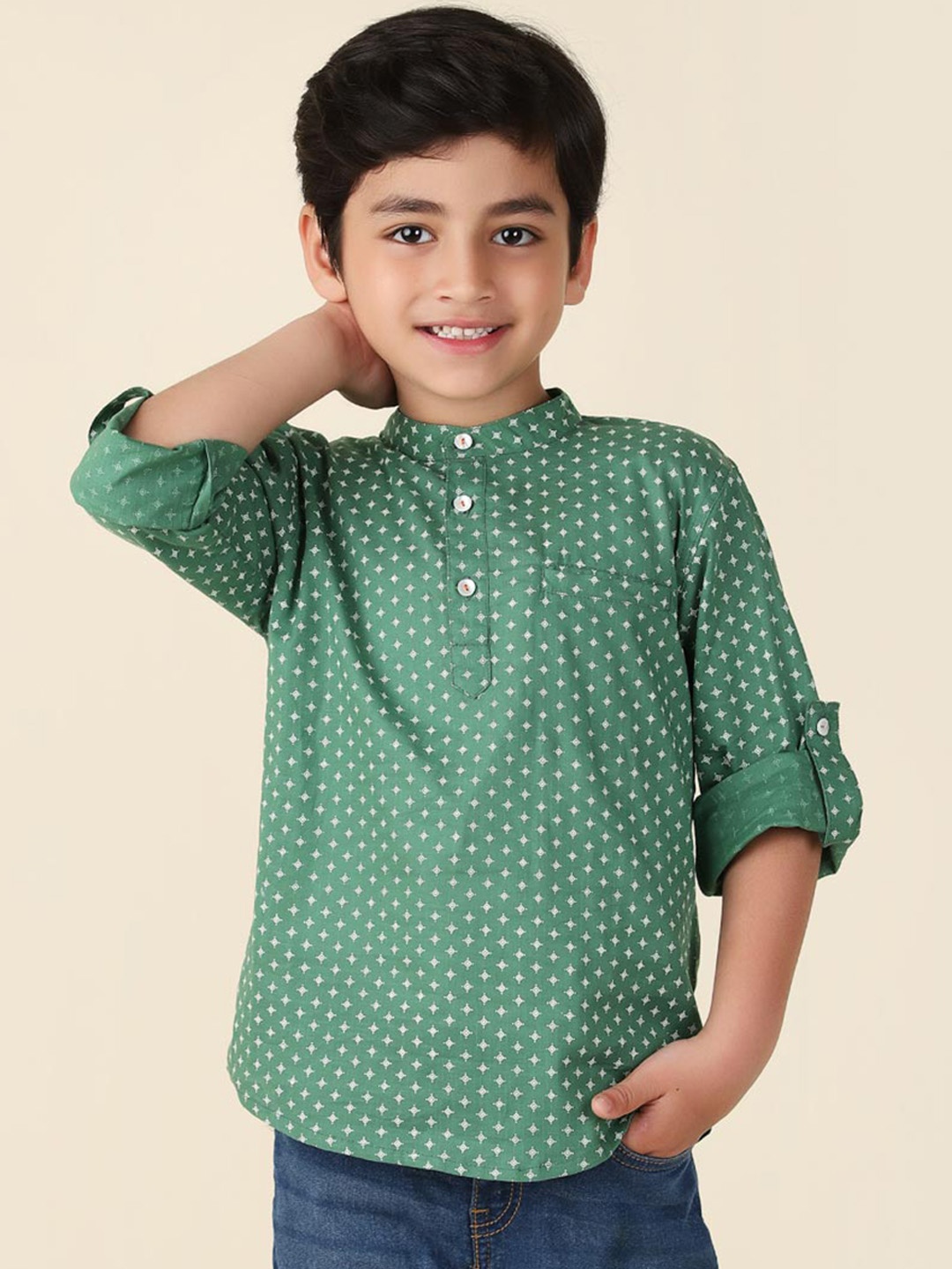 

Fabindia Boys Geometric Band Collar Roll-Up Sleeves Kurta, Green