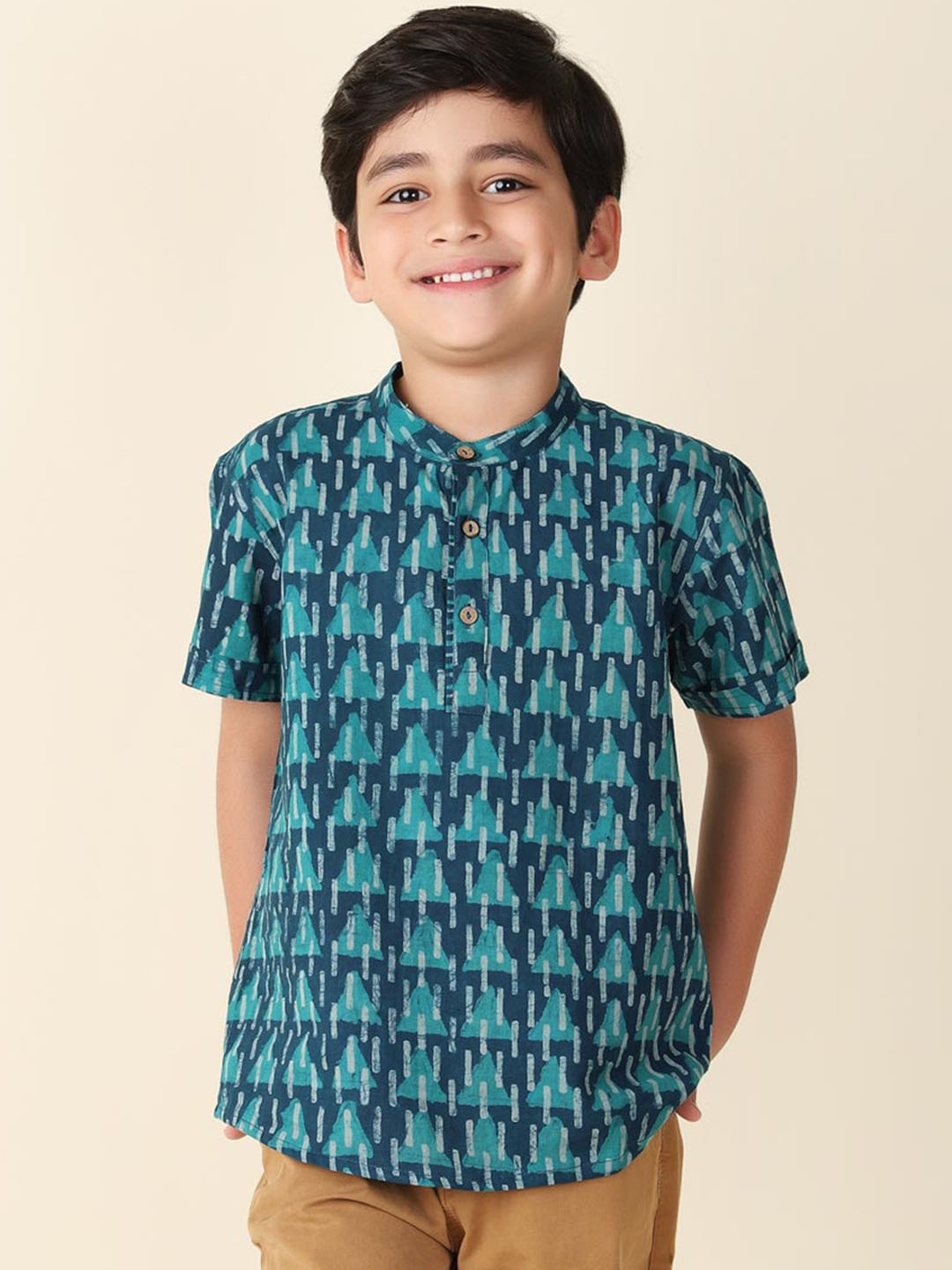 

Fabindia Boys Geometric Printed Cotton Mandarin Collar Short Kurta, Teal