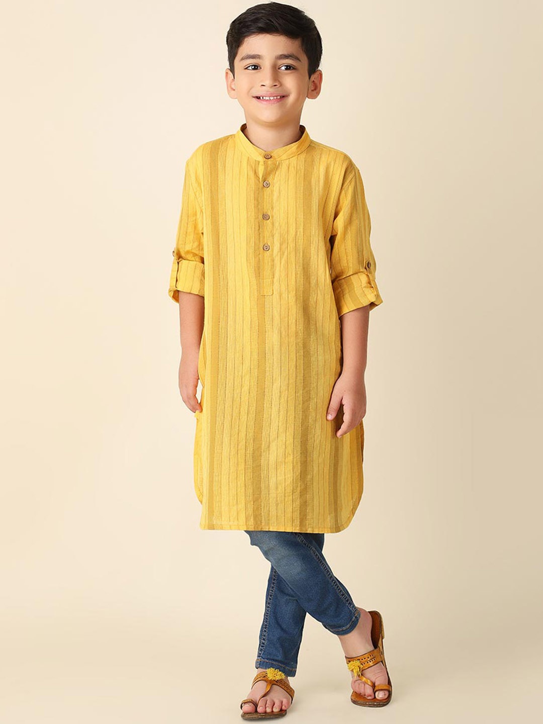 

Fabindia Boys Mandarin Collar Cotton Kurta, Yellow