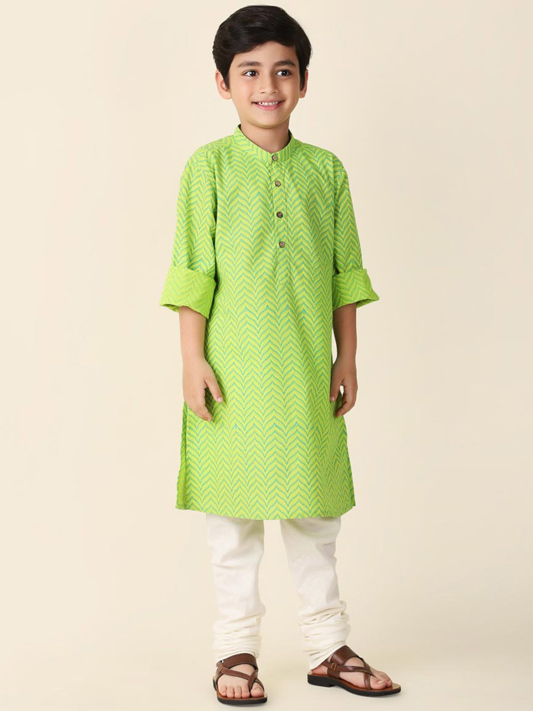 

Fabindia Boys Geometric Printed mandarin Collar Cotton Straight Kurta, Lime green
