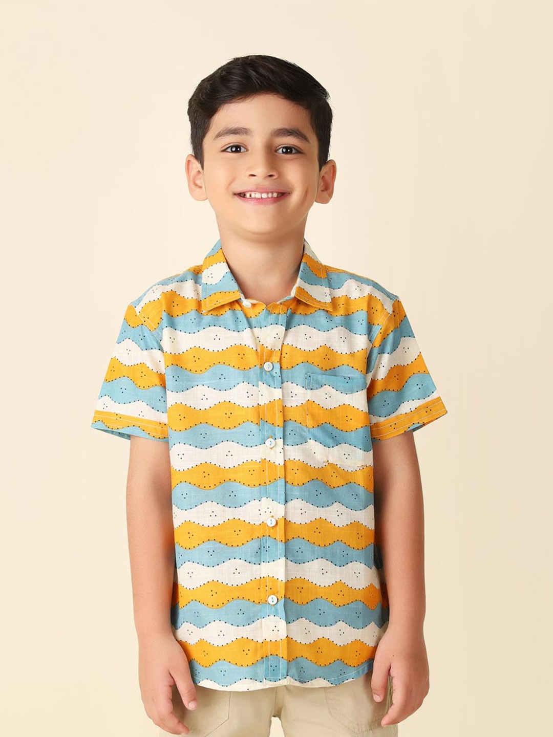 

Fabindia Boys Abstract Printed Cotton Casual Shirt, White