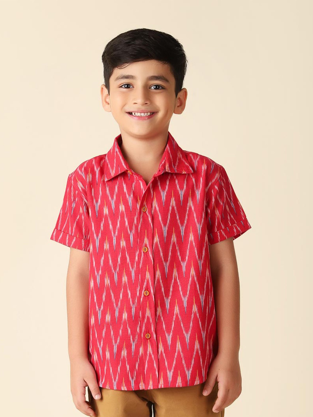 

Fabindia Boys Geometric Printed Cotton Casual Shirt, Red