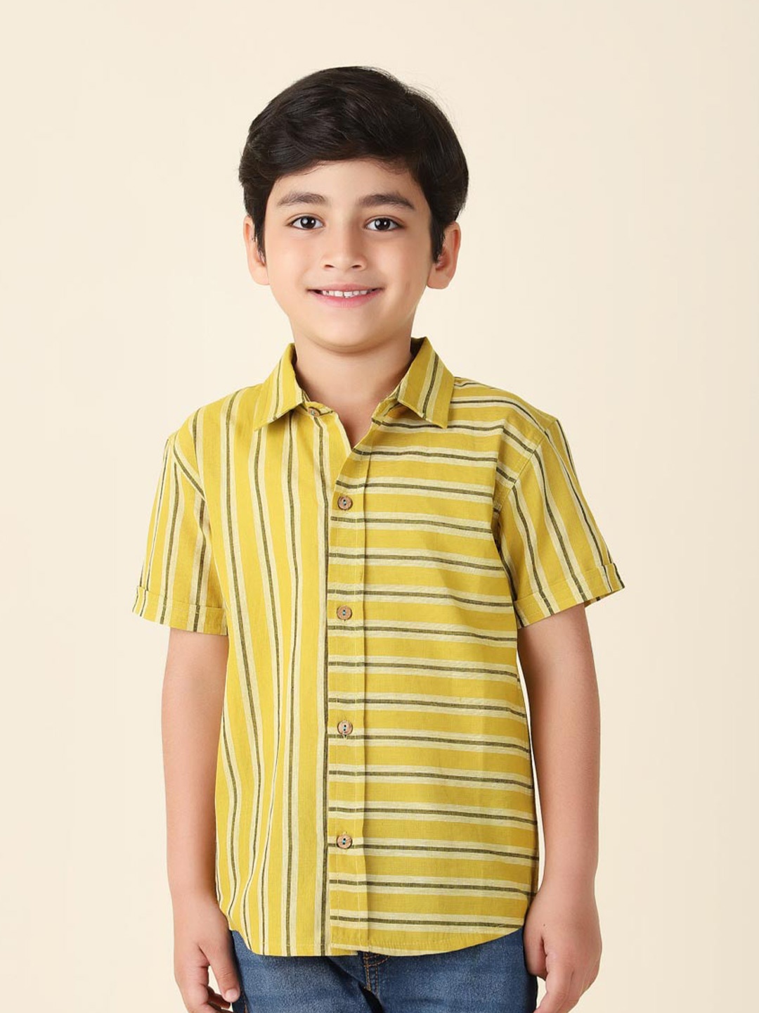 

Fabindia Boys Vertical Striped Spread Collar Cotton Casual Shirt, Yellow