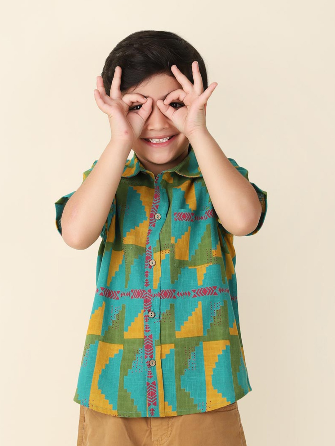 

Fabindia Boys Geometric Printed Cotton Casual Shirt, Green