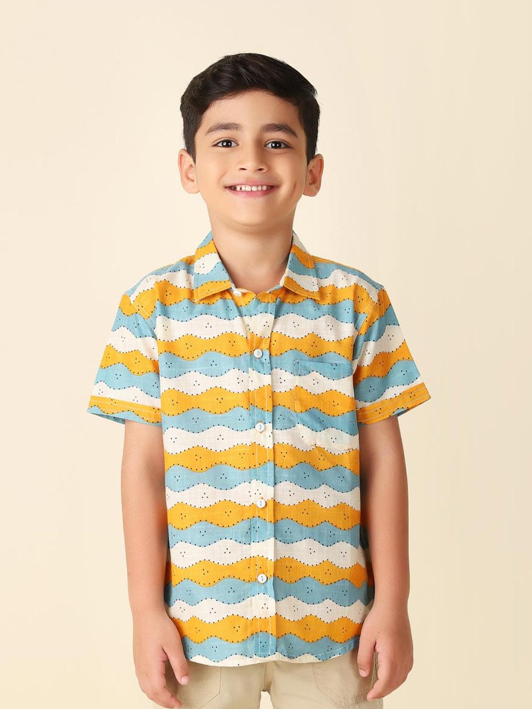 

Fabindia Boys Abstract Printed Cotton Casual Shirt, White