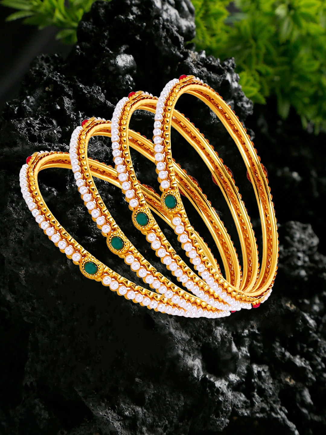 

YouBella Set Of 4 Gold-Plated Stone Studded & Beaded Bangle