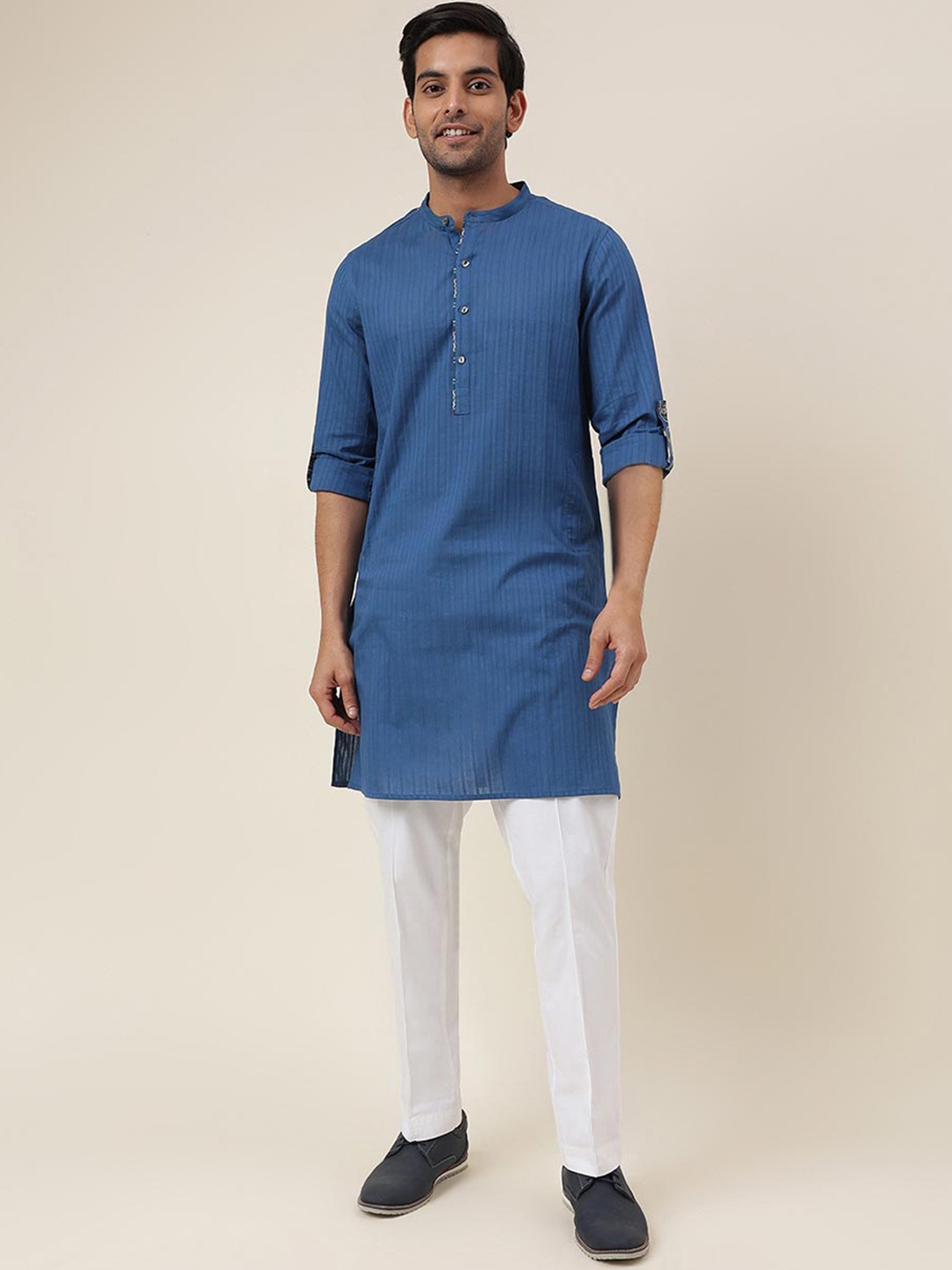 

Fabindia FabBasic Striped Embroidered Band Collar Roll-Up Sleeves Cotton Dobby Kurta, Blue