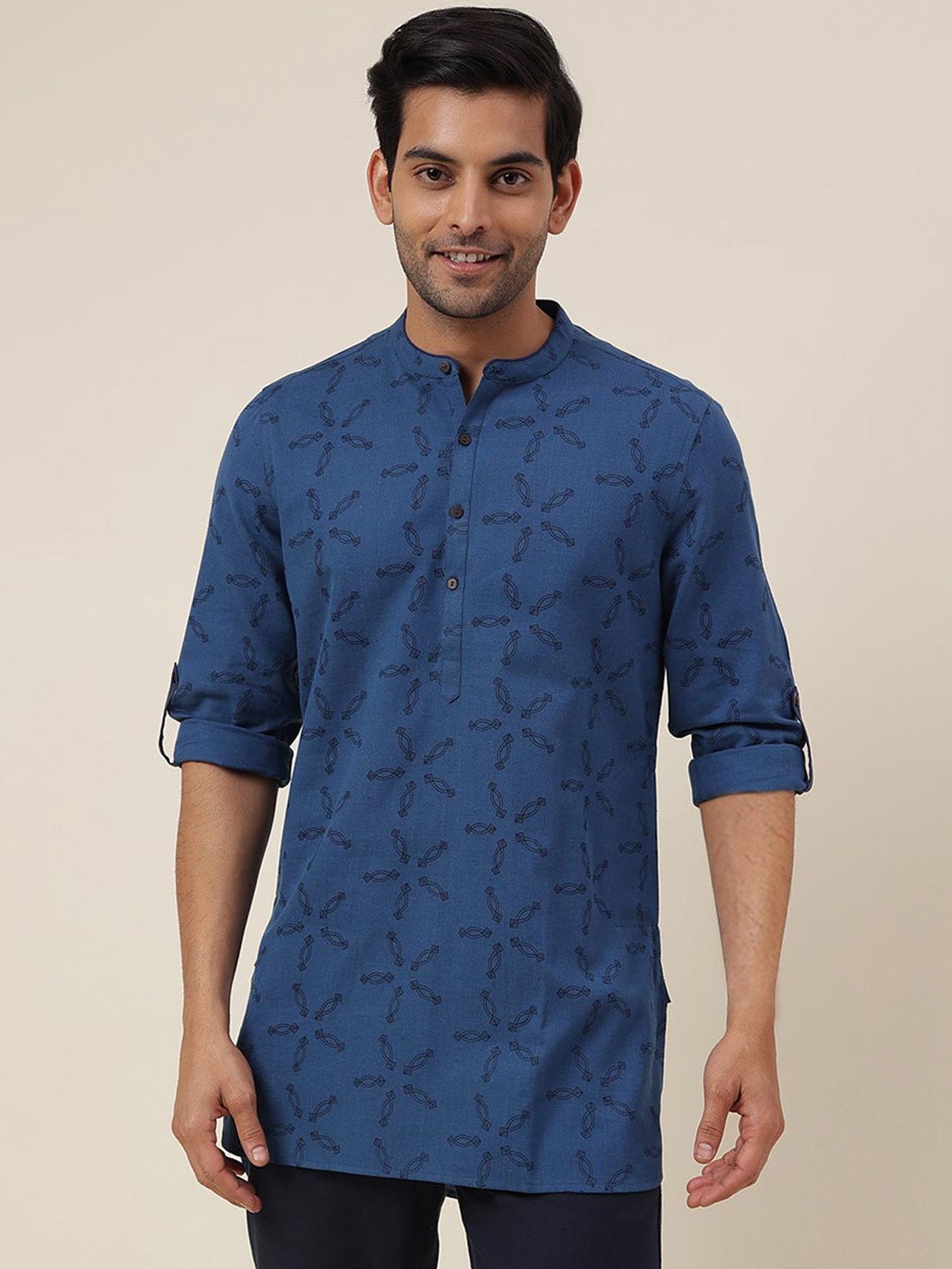 

Fabindia FabBasic Geometric Band Collar Roll-Up Sleeves Kurta, Blue