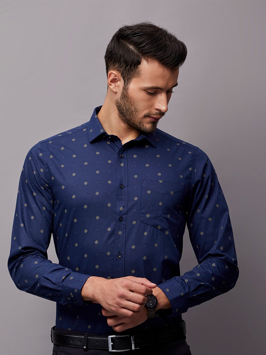 

INSPIRO Classic Micro Ditsy Printed Cotton Formal Shirt, Navy blue