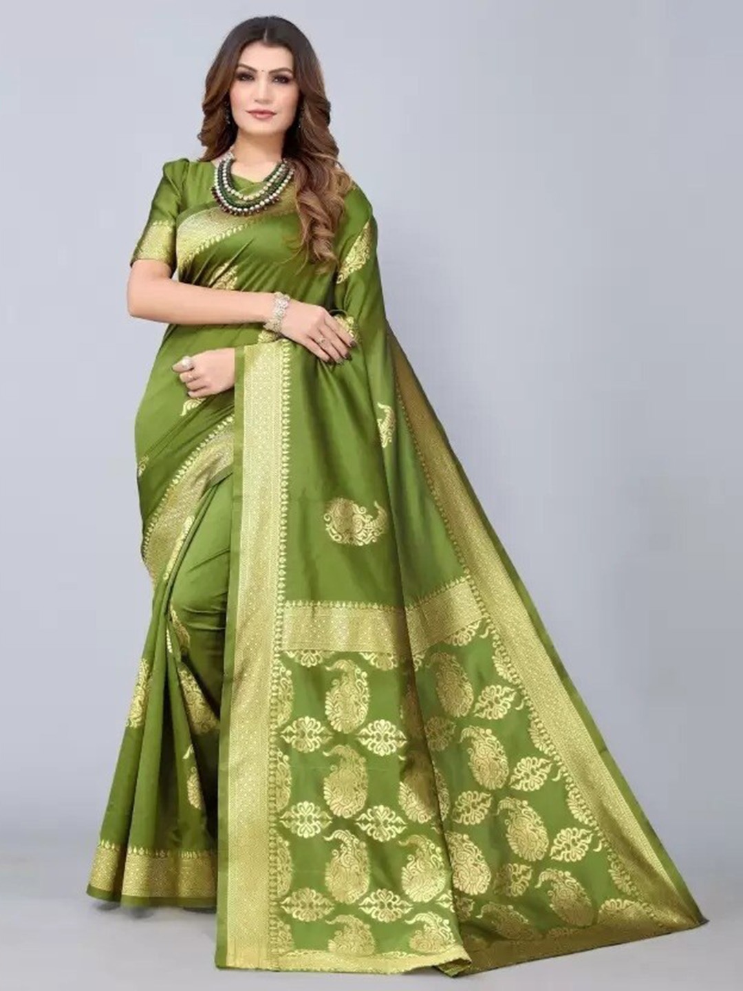 

MAGMINA Woven Design Zari Banarasi Saree, Green
