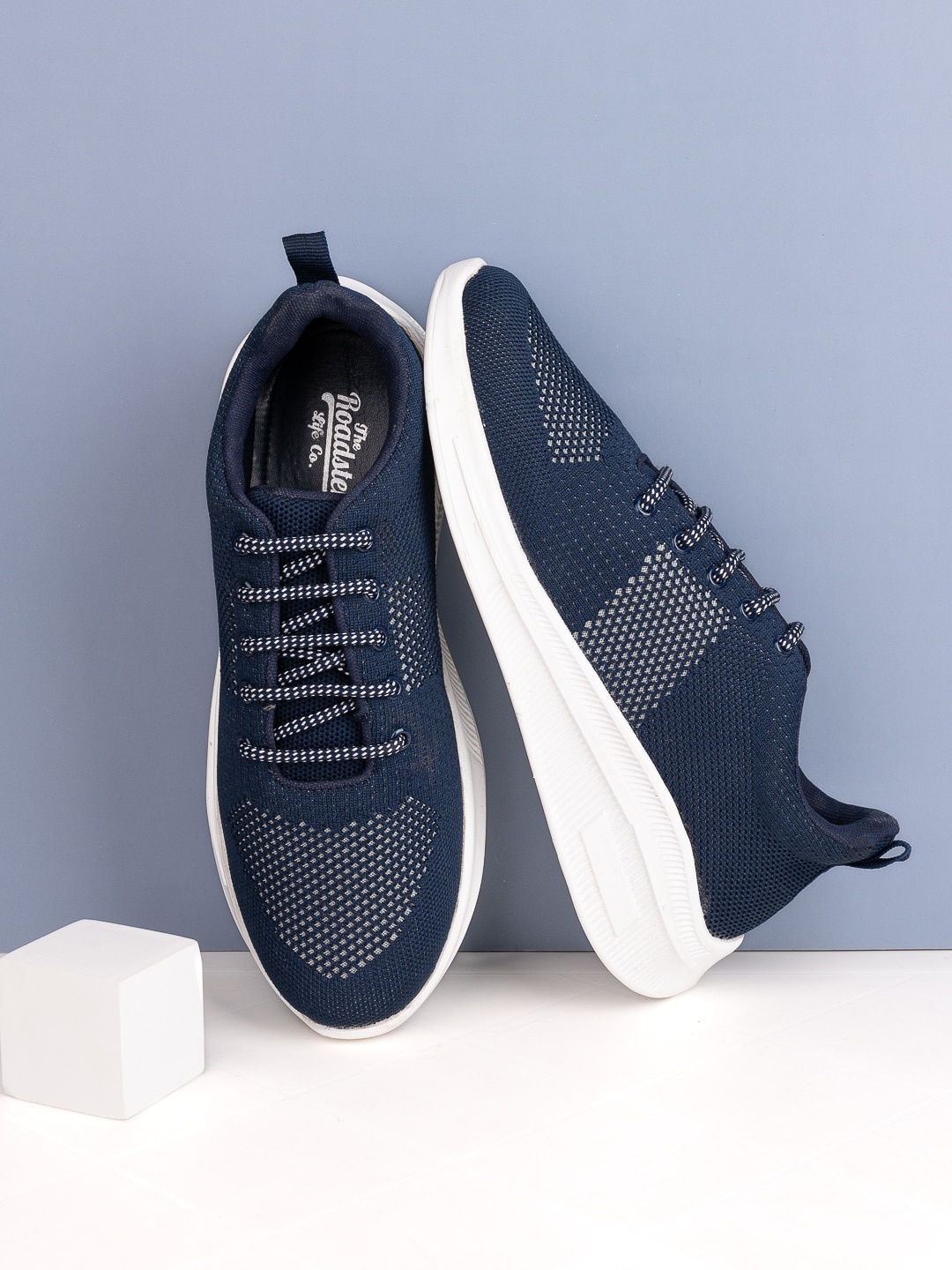 

The Roadster Lifestyle Co. Men Navy Blue & White Textured Lightweight Comfort Sneakers