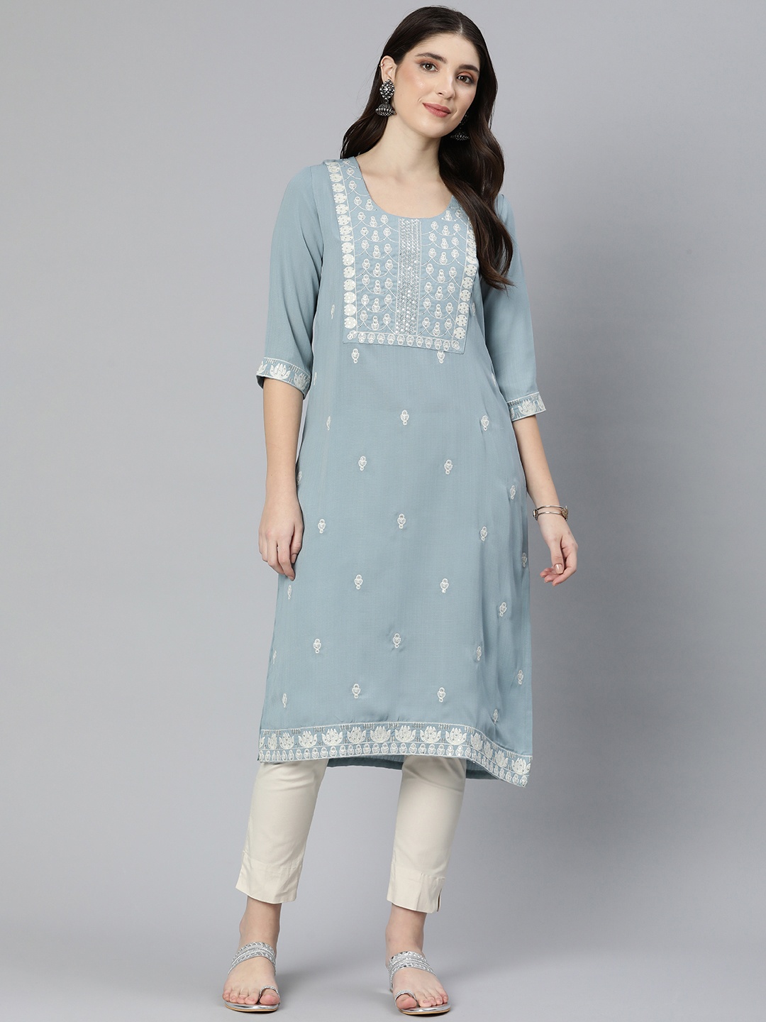 

ETIQUETTE Women Ethnic Motifs Embroidered Sequinned Kurta, Grey
