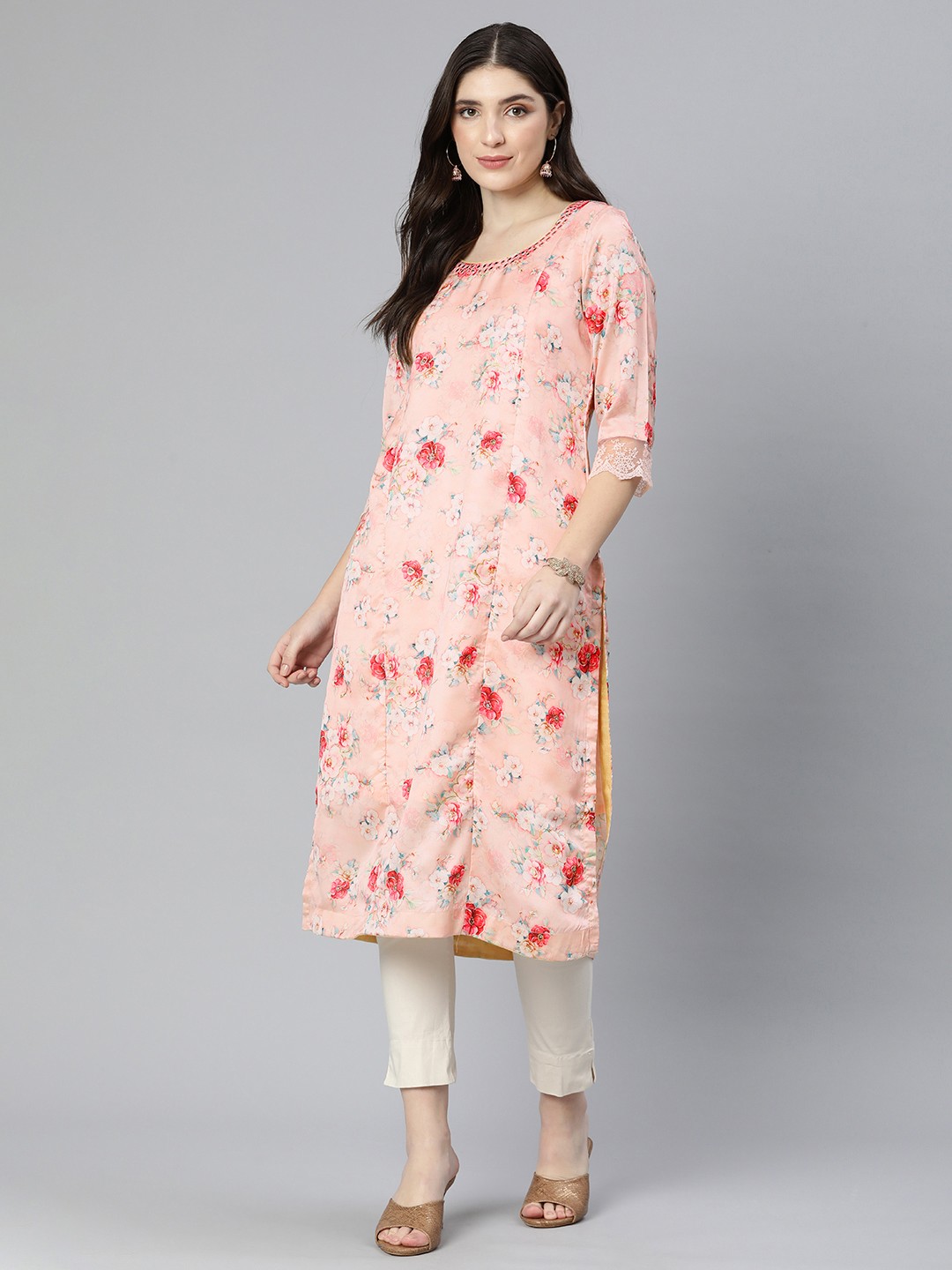 

ETIQUETTE Women Floral Printed Mirror Work Kurta, Peach