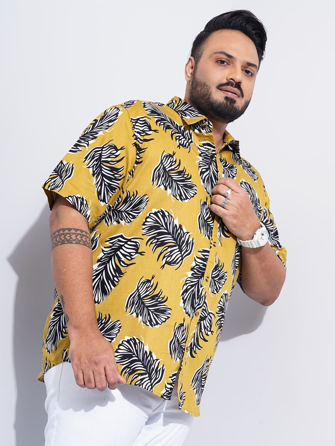 

Hardsoda by The Indian Garage Co Plus Size Floral Printed Twill Weave Spread Collar Casual Shirt, Mustard