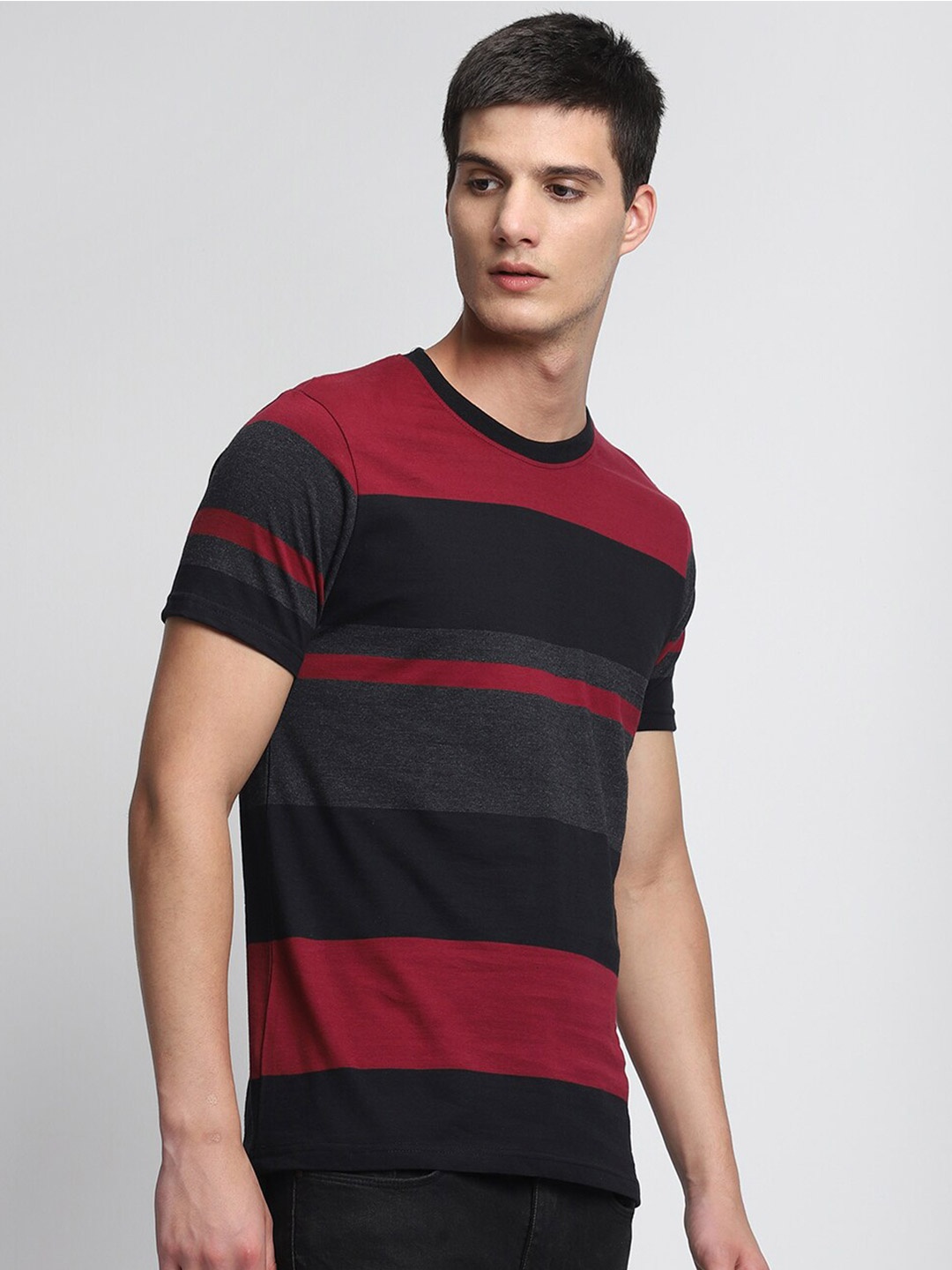 

Dennis Lingo Men Striped Pure Cotton T-shirt, Black