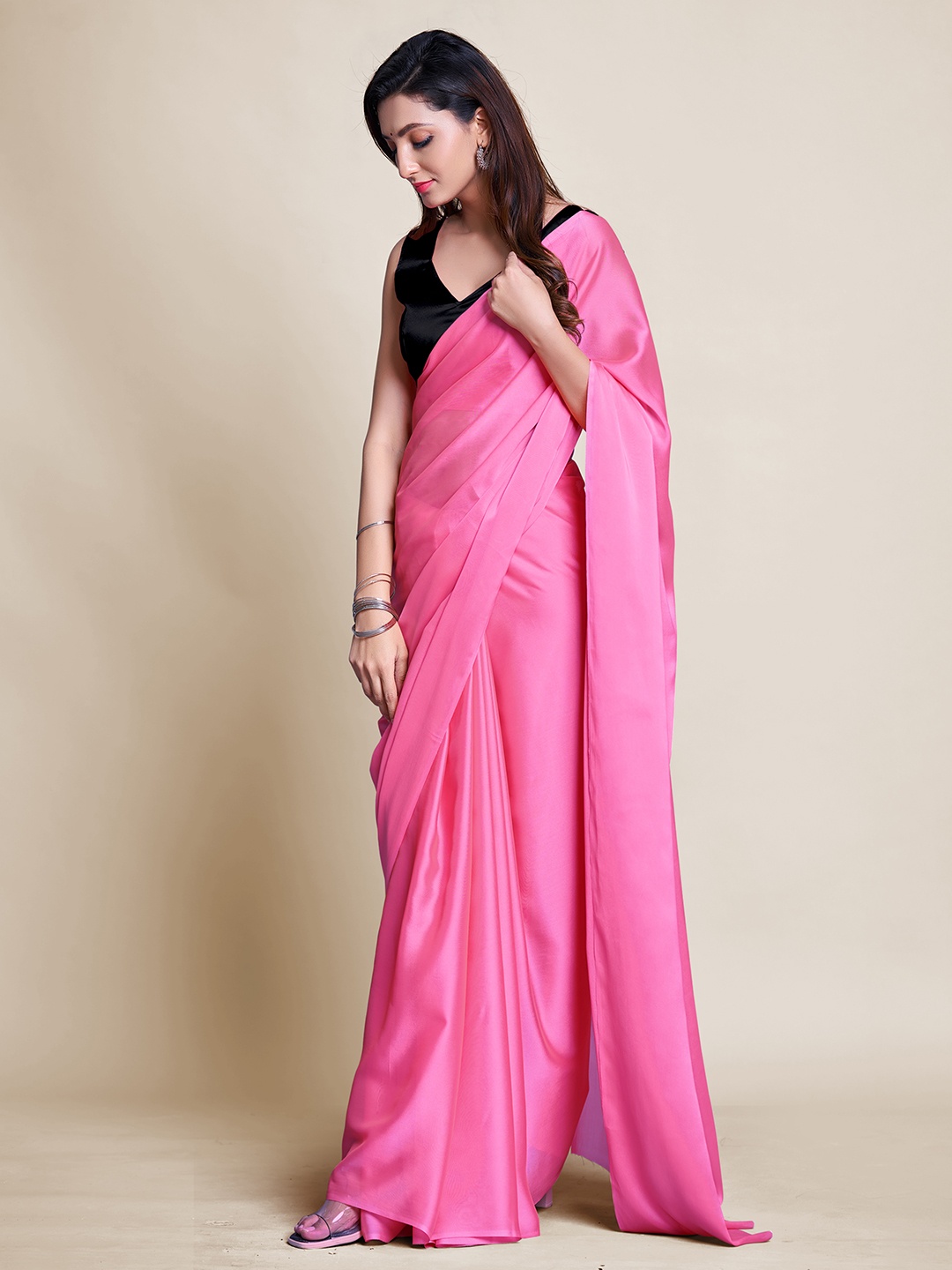 

Mitera Pink Poly Georgette Saree