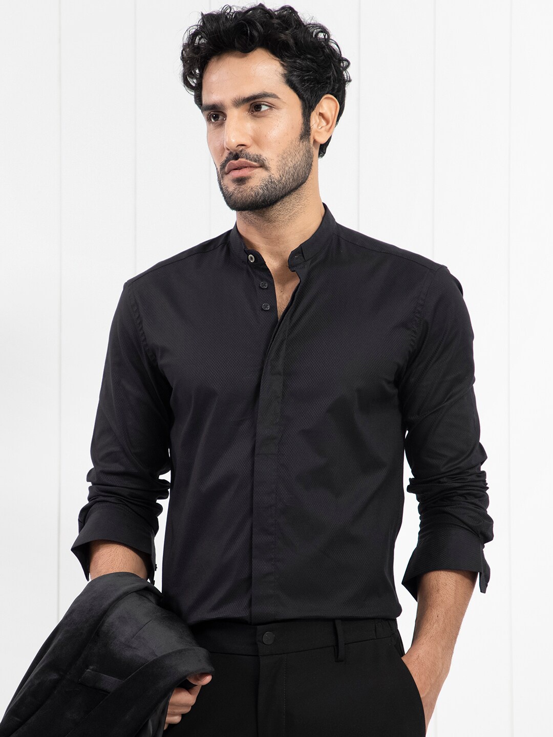 

RARE RABBIT Men Pristina Slim Fit Mandarin Collar Cotton Shirt, Black