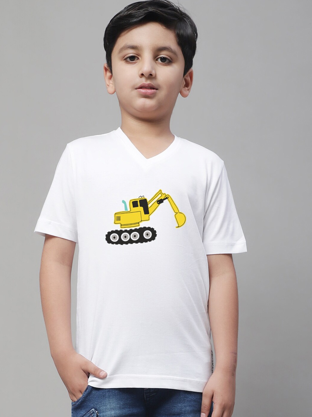 

Friskers Boys Graphic Printed Slim Fit Pure Cotton T-shirt, White