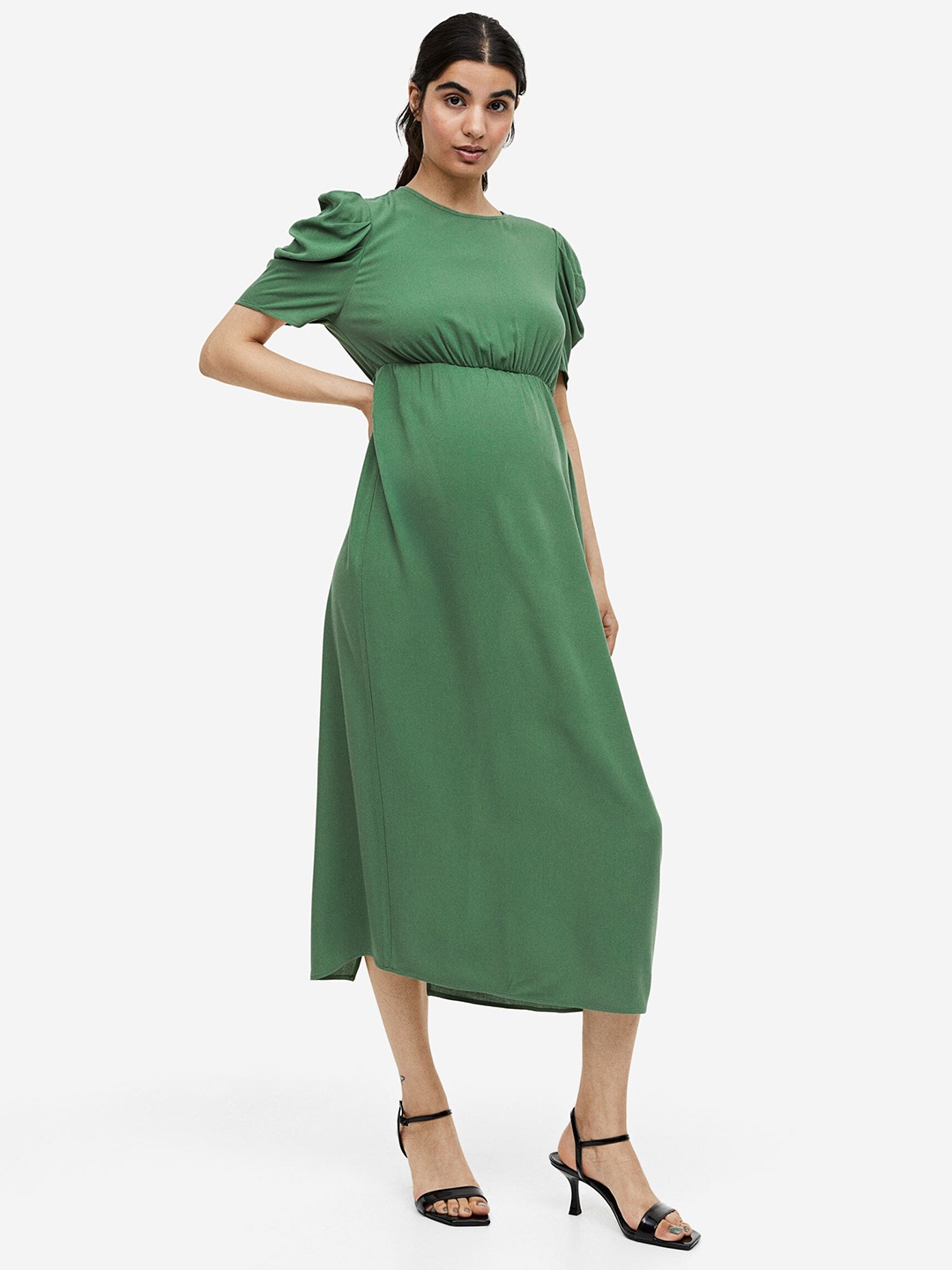 

H&M MAMA Puff-Sleeved Crepe Dress, Green