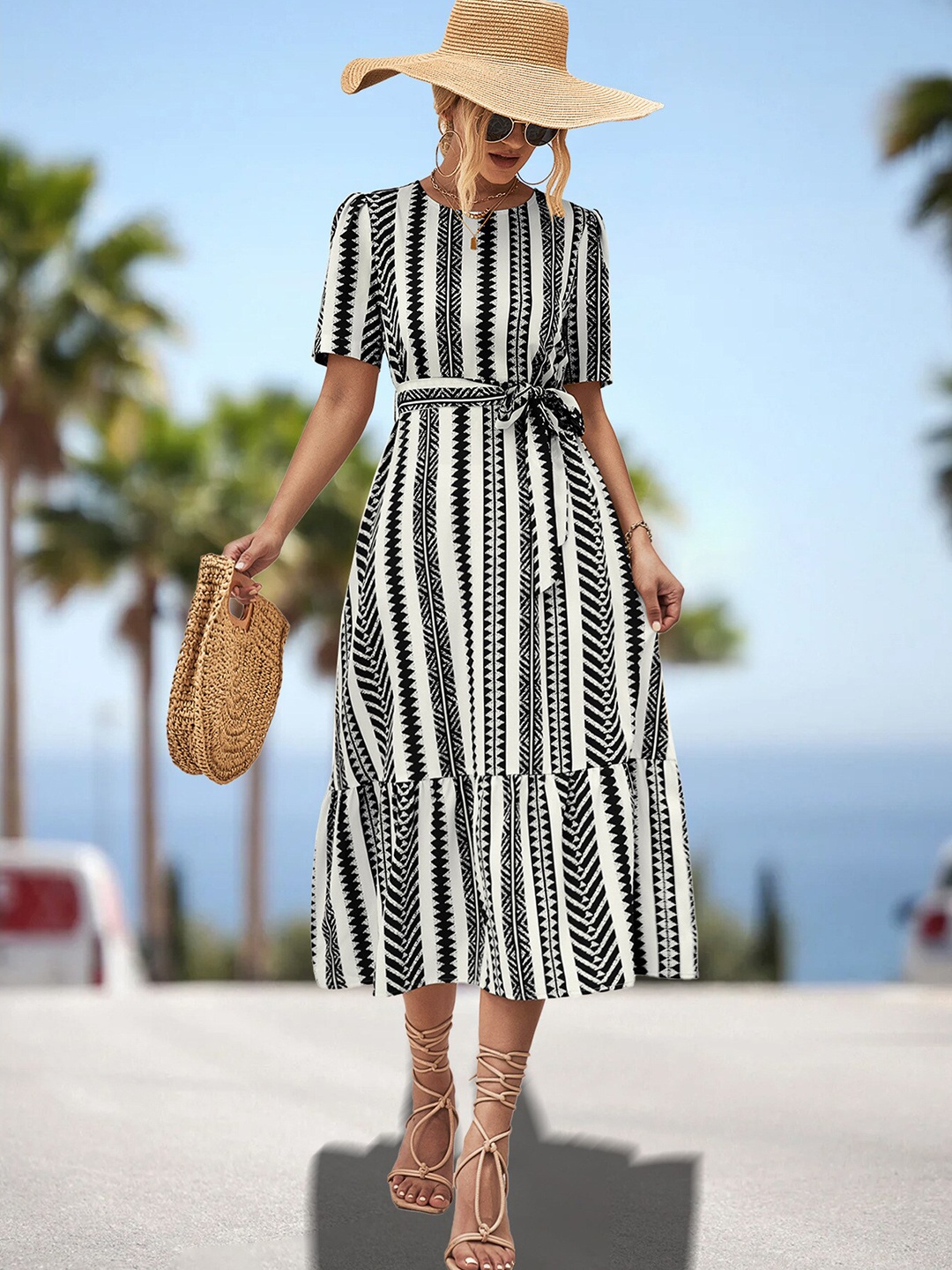 

StyleCast Black Geometric Printed Tie-Ups Detail A-Line Dress