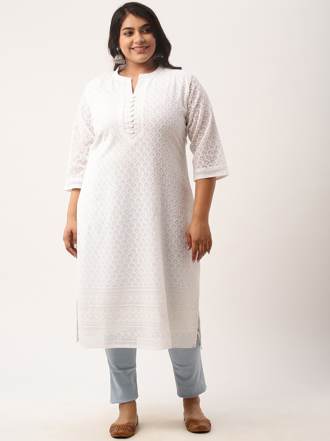 

Zola Plus Plus Size Mandarin Collar Embroidered Chikankari Straight Kurta, White