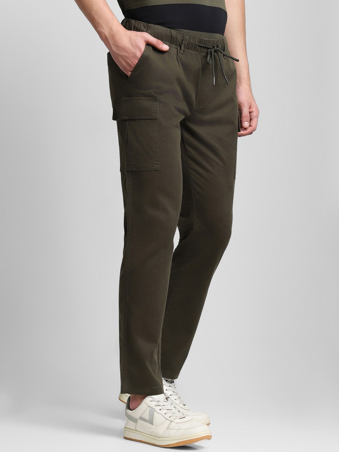 

Dennis Lingo Men Slim Fit Wrinkle Free Cotton Regular Trousers, Olive