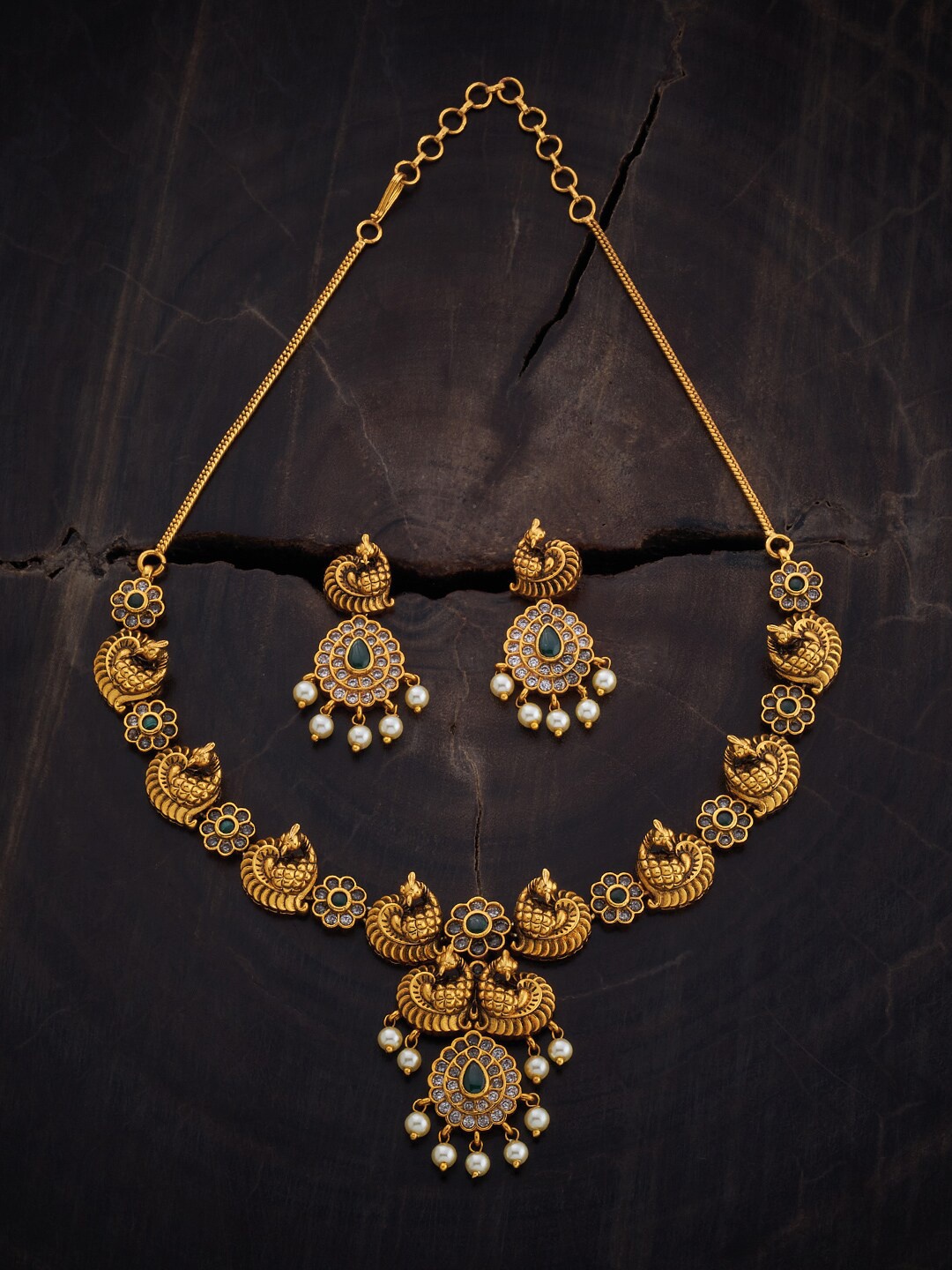 

Kushal's Fashion Jewellery Stone-Studded & Beaded Antique Jewellery Set, Green