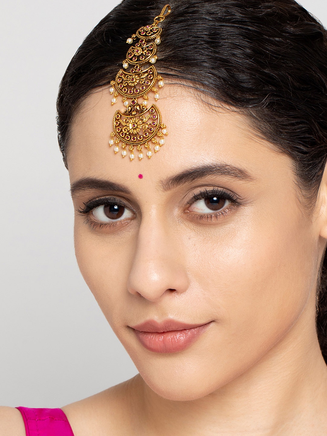 

Kushal's Fashion Jewellery Gold-Plated Stone-Studded& Beaded Maangtika