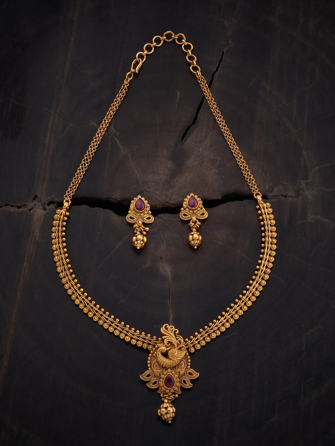 

Kushal's Fashion Jewellery Gold-Plated Stone Studded Jewellery Set